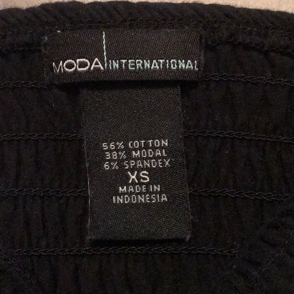 Moda International halter top - Picture 4 of 4